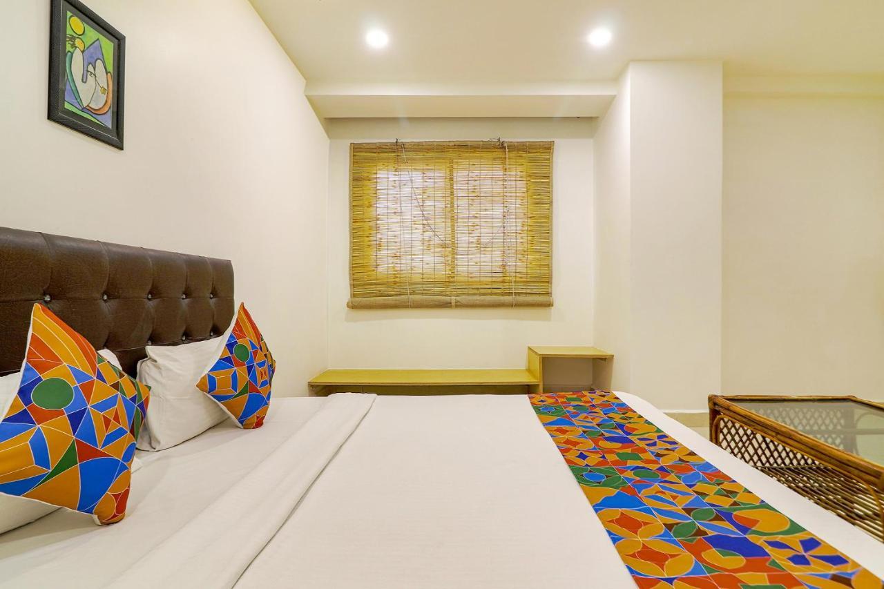 Fabhotel Aamantran & Banquet Halls - Nr Rtc X Roads Metro Station Χιντεραμπάντ Εξωτερικό φωτογραφία