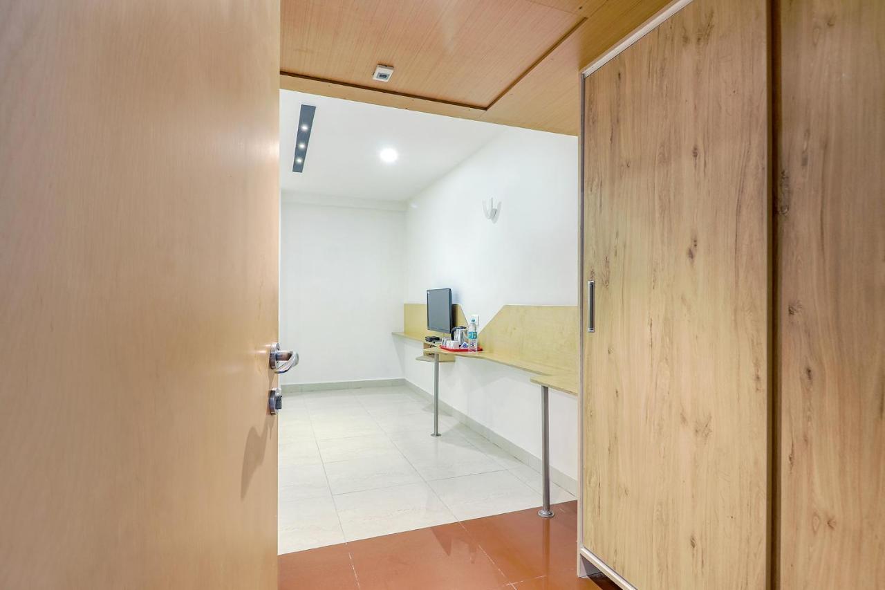 Fabhotel Aamantran & Banquet Halls - Nr Rtc X Roads Metro Station Χιντεραμπάντ Εξωτερικό φωτογραφία