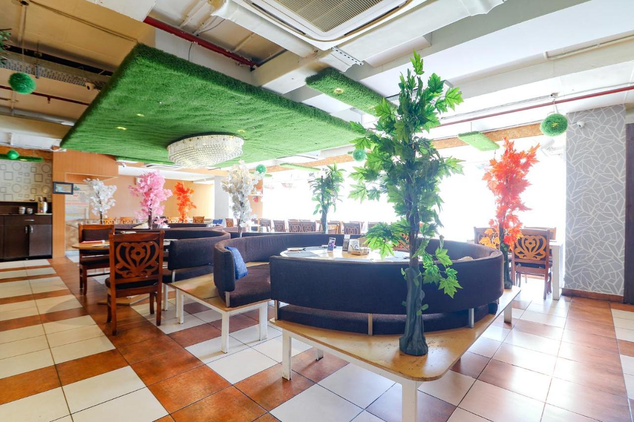 Fabhotel Aamantran & Banquet Halls - Nr Rtc X Roads Metro Station Χιντεραμπάντ Εξωτερικό φωτογραφία
